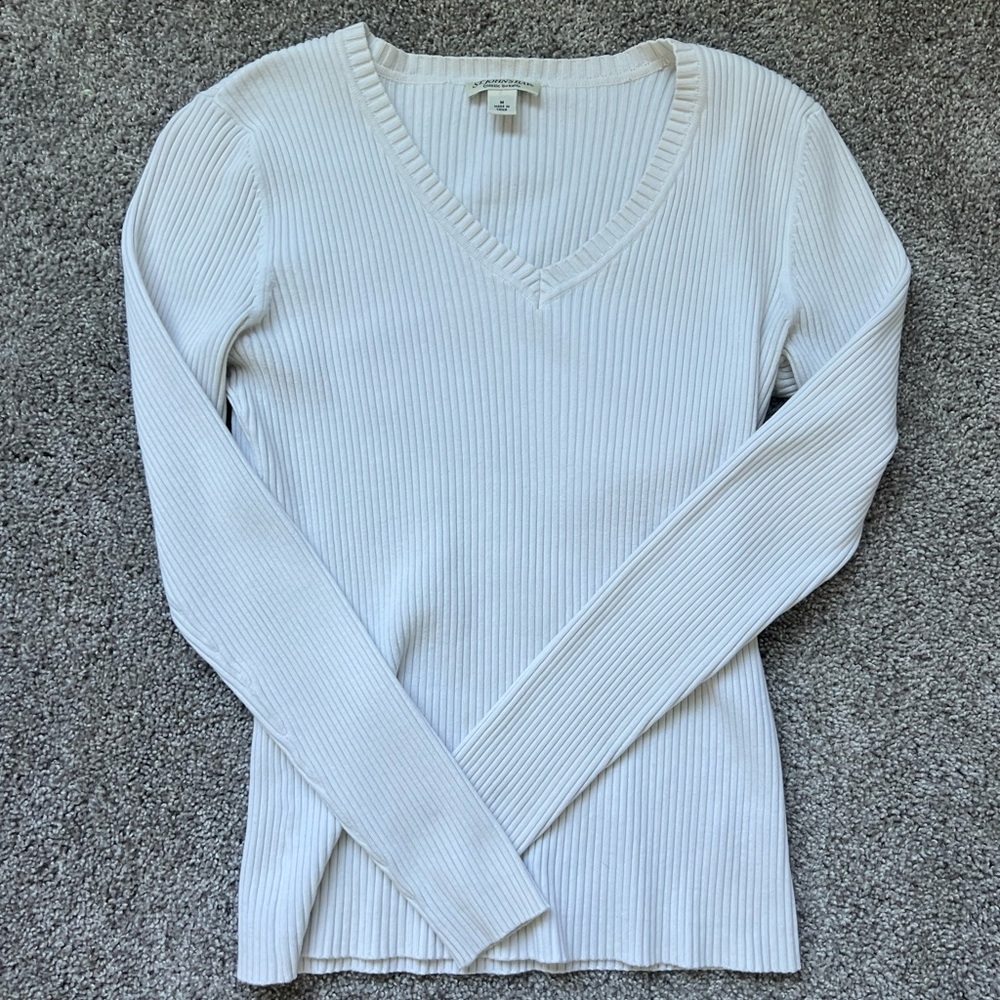WHITE RIBBED SWEATER (ST. JOHNSON BAY) -size medium